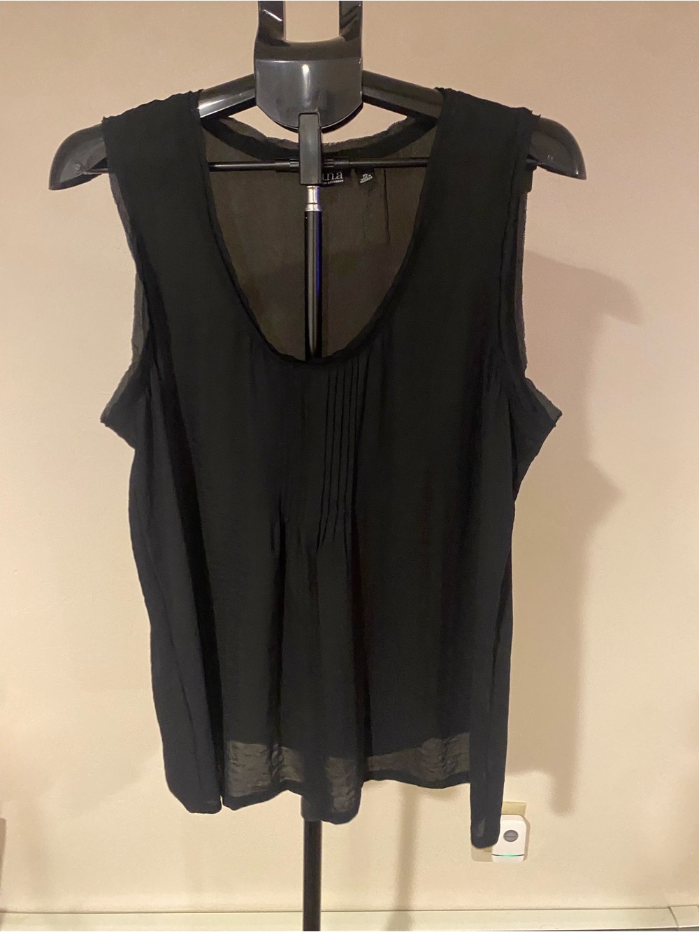 a.n.a Black Sleeveless Scoop Neck Pintuck Camisole